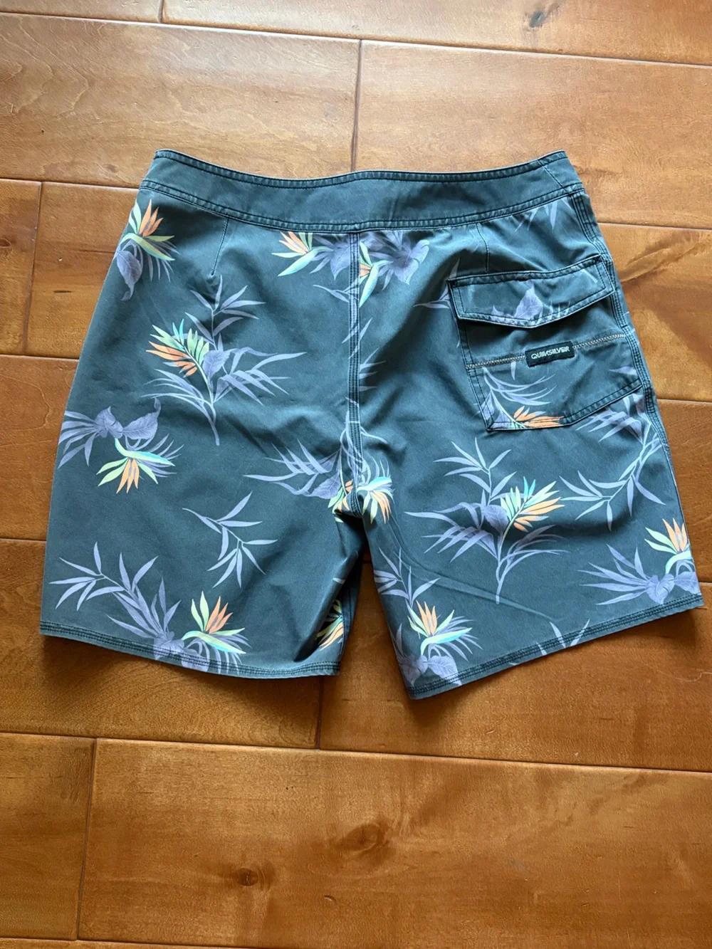 Quiksilver board shorts